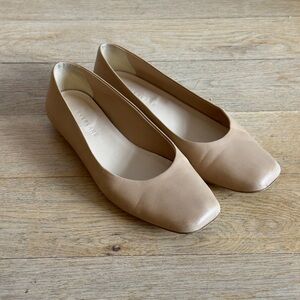 Everlane Tan Flats